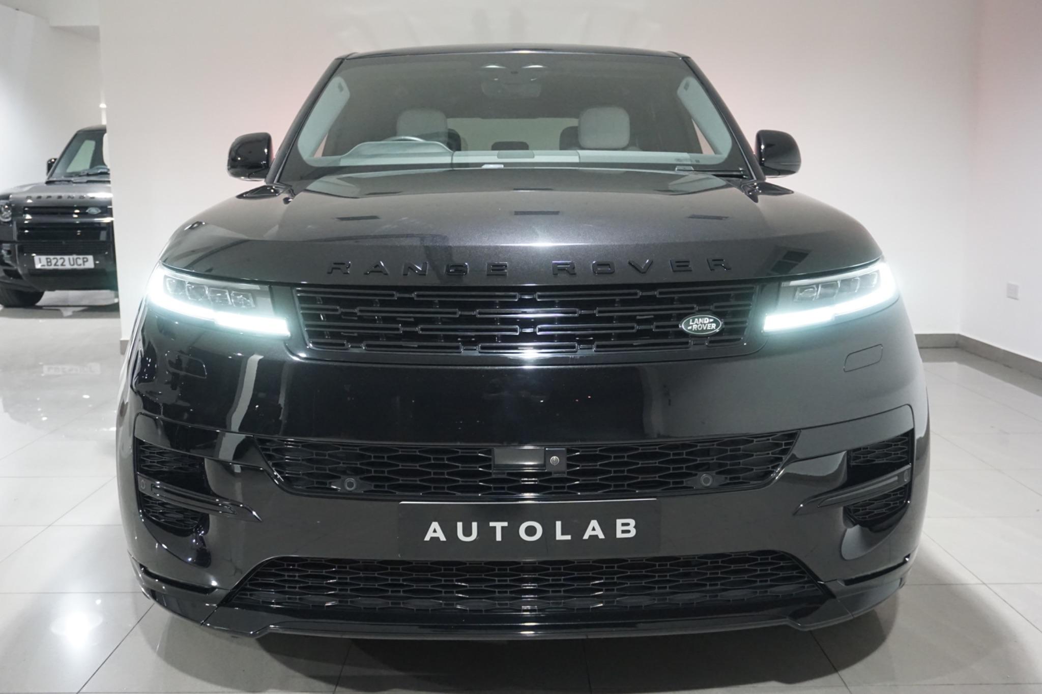 Land Rover Range Rover Sport 3.0 D300 MHEV Dynamic SE Auto 4WD Euro 6 (s/s) 5dr